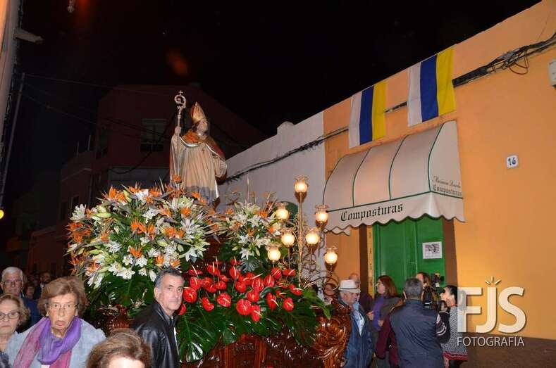 Procesión de San Gregorio de 2019 a su paso por la calle de Ruiz /Francisco Javier Santana.